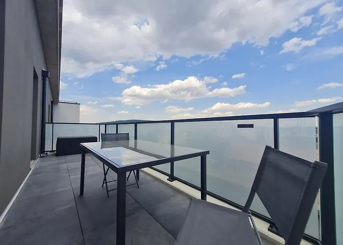 Contemporain 3 Avec Vue Sur Canal, Parking Et Internet à - Fr-1-584-343 Appartamento Nancy